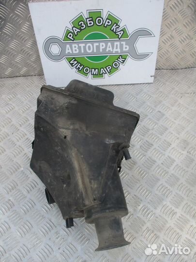 Корпус воздушного фильтра Бмв е39 2.5