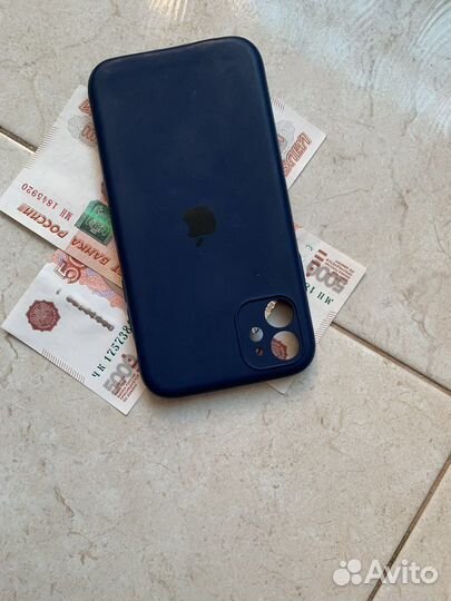 Чехол на iPhone 11 матовой