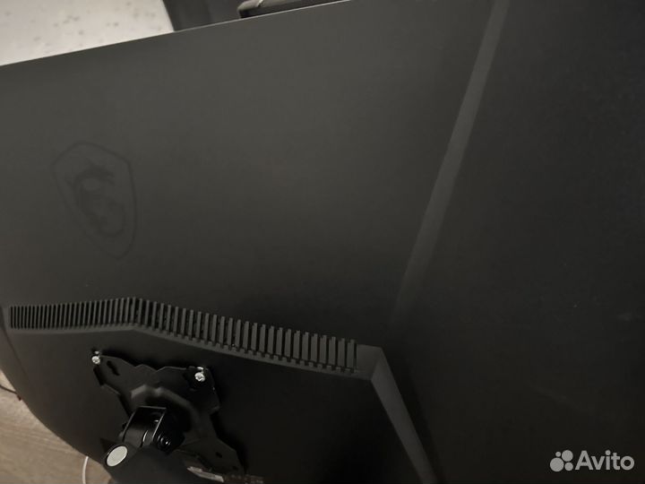 Монитор MSI 2К 165 гц 32 дюйма