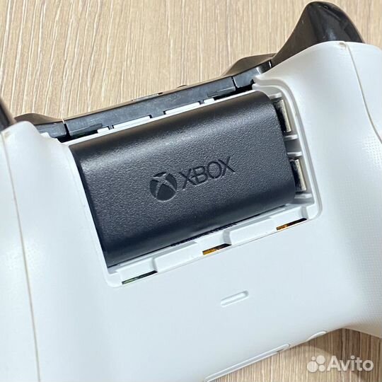 Геймпад xbox One s