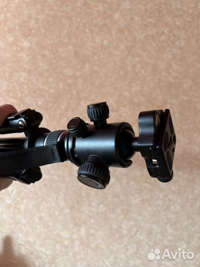 Штатив для фотоаппарата