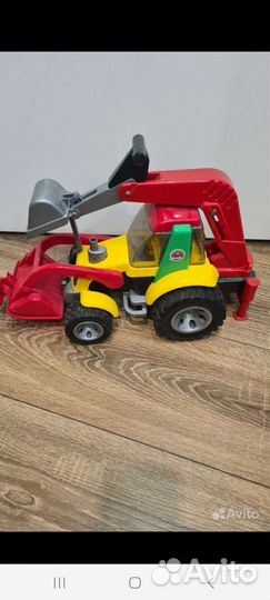 Машина на пульте управления