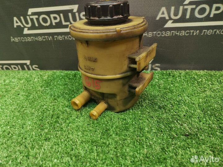 Бачок гур Nissan Almera G15 K4M 848 2016