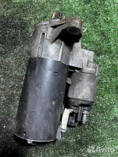 Стартер Volkswagen Caddy 3 1.9