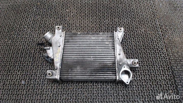 Радиатор интеркулера Nissan X-Trail (T30), 2004