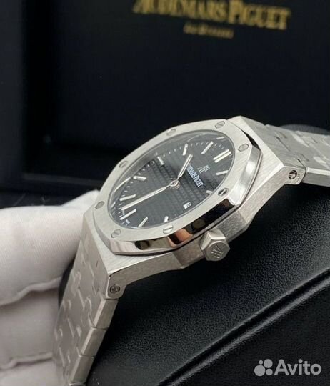 Женские часы Audemars Piguet