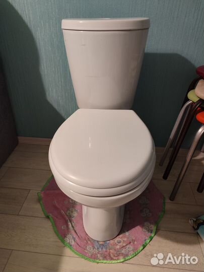 Унитаз с бачком новый
