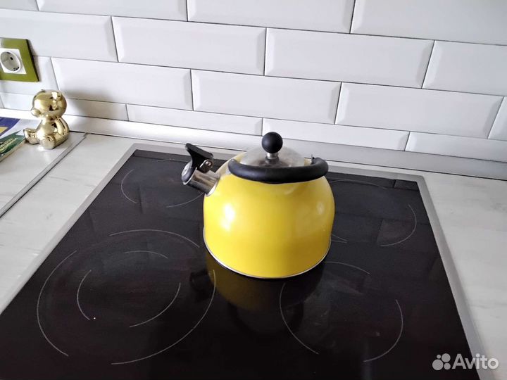Чайник со свистком новый
