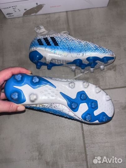 Футбольные бутсы