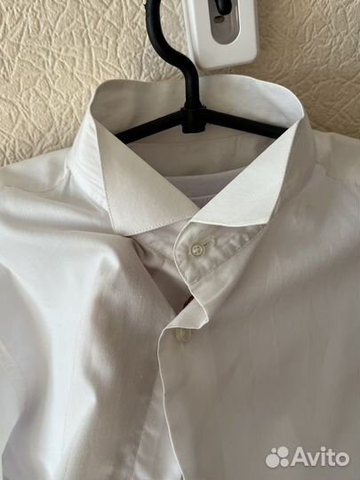 Мужская рубашка белая с запанками