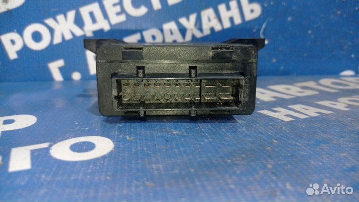 Блок управления подвеской Mercedes-Benz W211