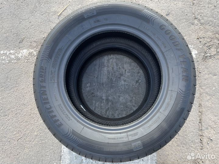 Goodyear EfficientGrip Performance 215/65 R16 98H