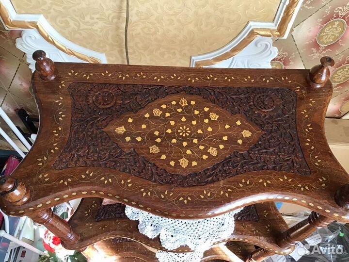 Этажерка из красного дерева Индия, инкрустация