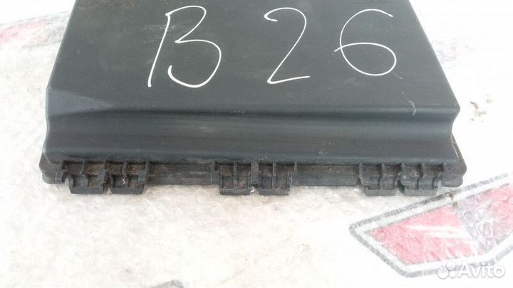 Крышка блока предохранителей Опель Астра H