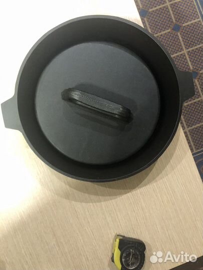 Чугунная сковорода