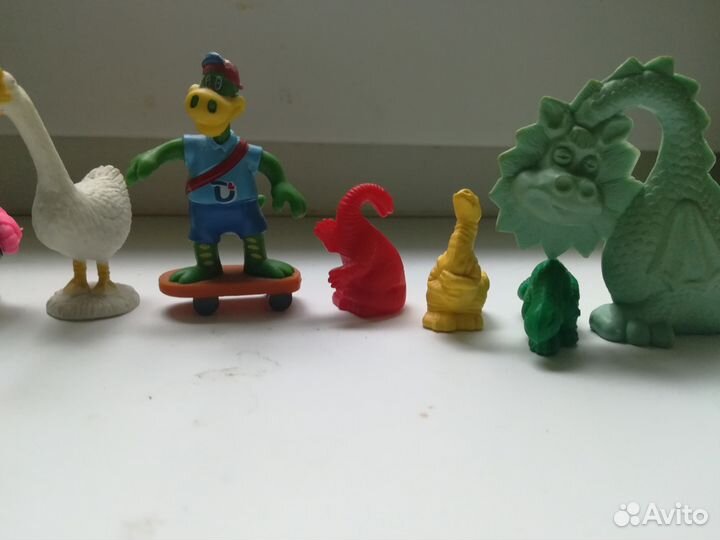 Игрушки киндер