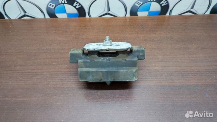 Подушка АКПП BMW E60, F10, F07