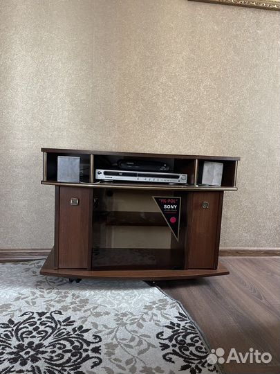 Тумба под телевизор