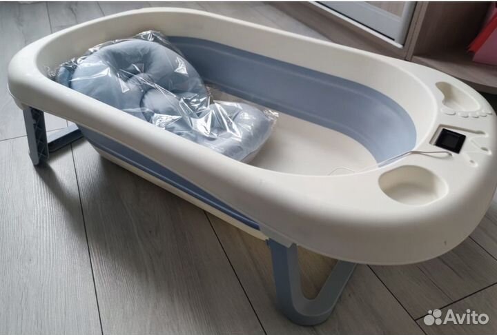 Ванночка для купания с термометром