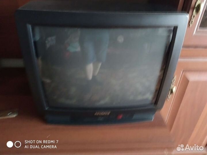 Видеомагнитофон телевизор и монитор