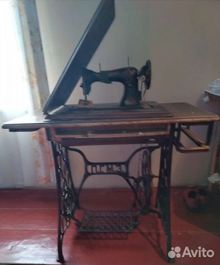 Швейная машина пгмз