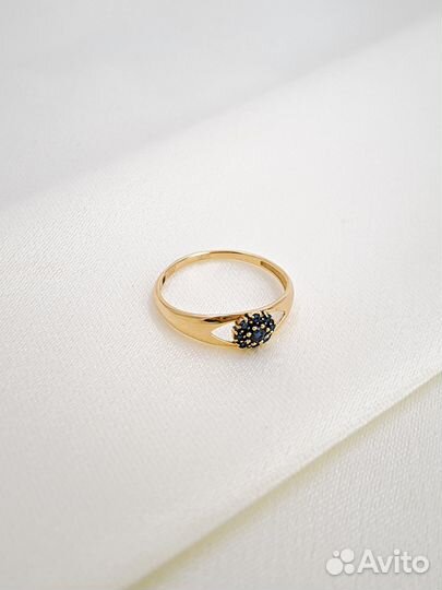 Золотое кольцо 17/ 1,31г/ 585
