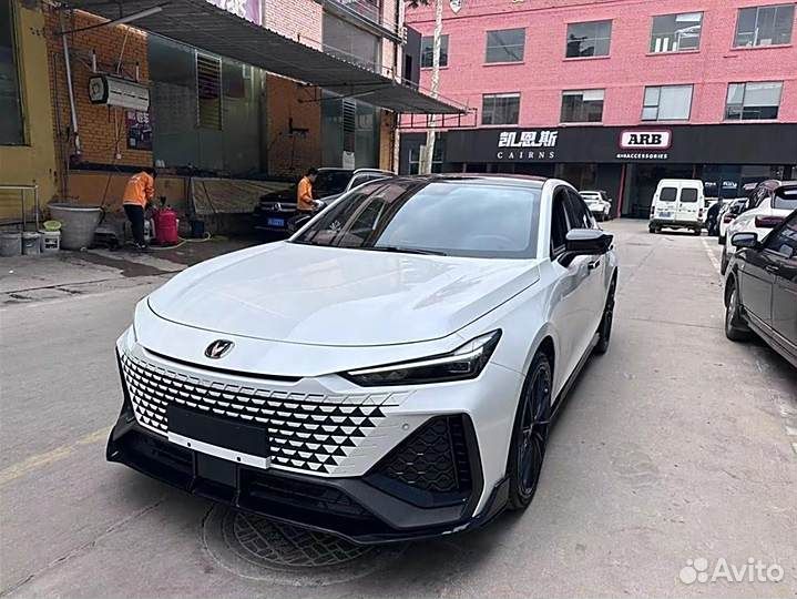 Changan UNI-V 2.0 AT, 2023, 10 000 км