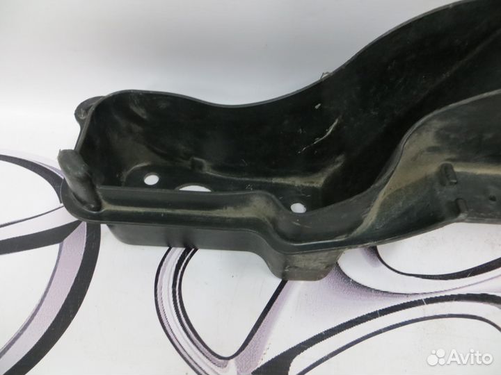 Усилитель заднего бампера Kia K5 Sorento