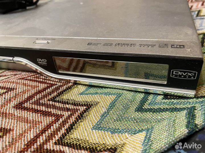 DVD плеер с караоке LG