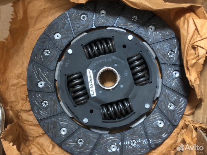 Диск сцепления Luk 323027610