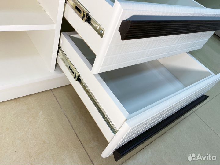 Тумба под тв