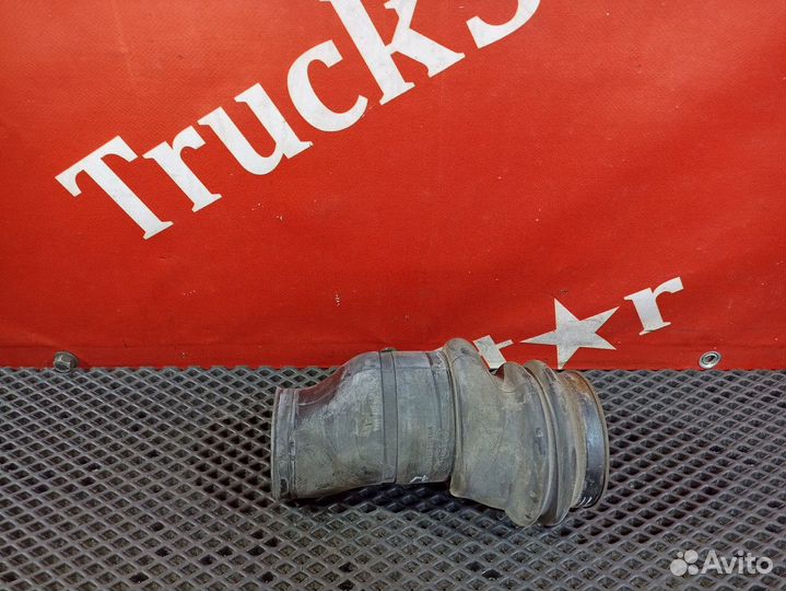 Патрубок отопителя Renault T