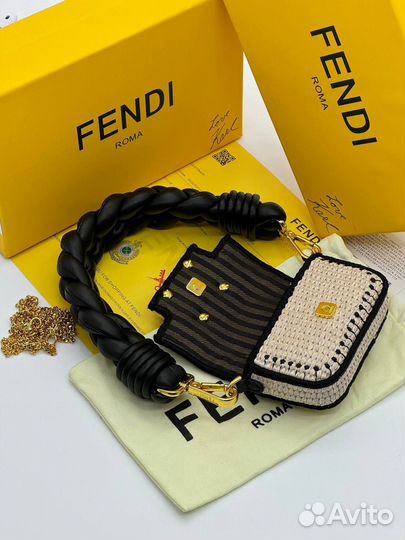 Сумка женская Fendi nano baguette