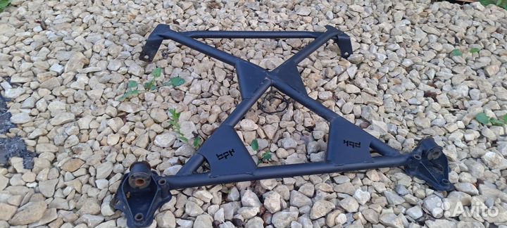 Подрамник на ваз 2114