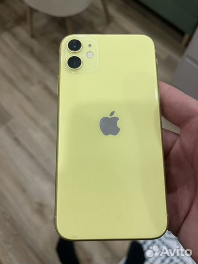 iPhone 11, 64 ГБ