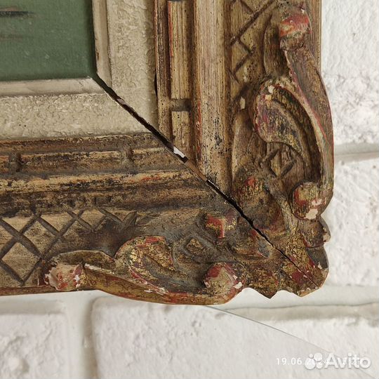 Картина на холсте в резной раме