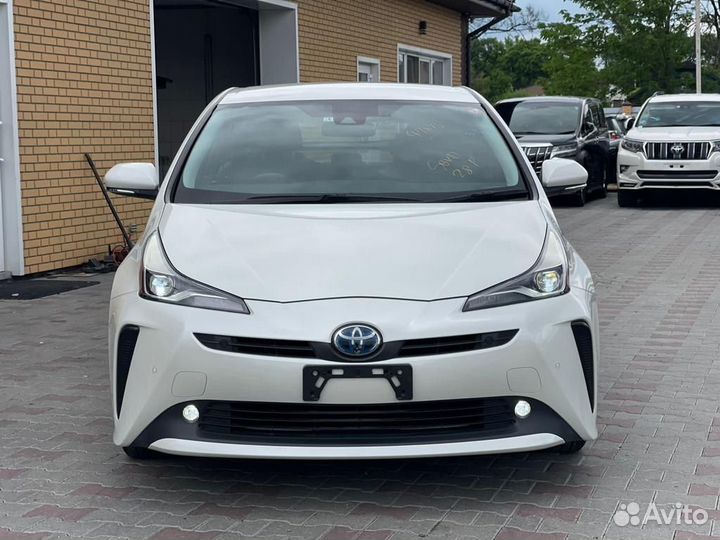 Аренда авто Toyota Prius