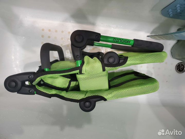 Лежанка (шезлонг) для купания акволито akcesmed