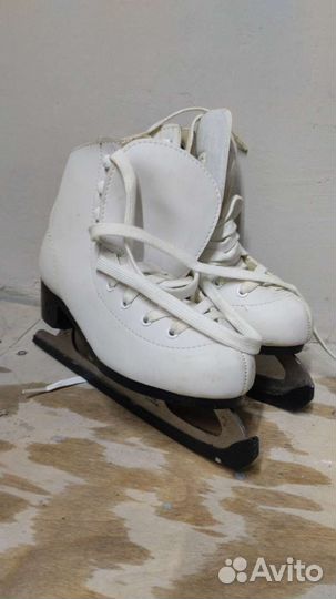 Коньки фигурные детские