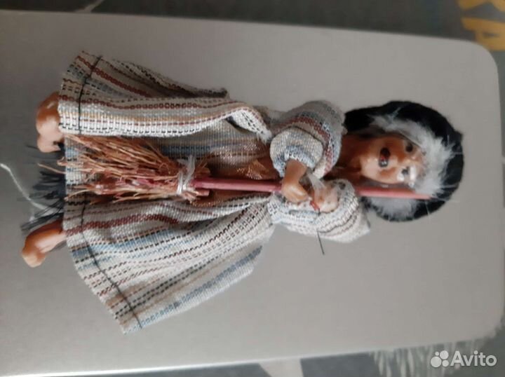 Коллекционная фигурка