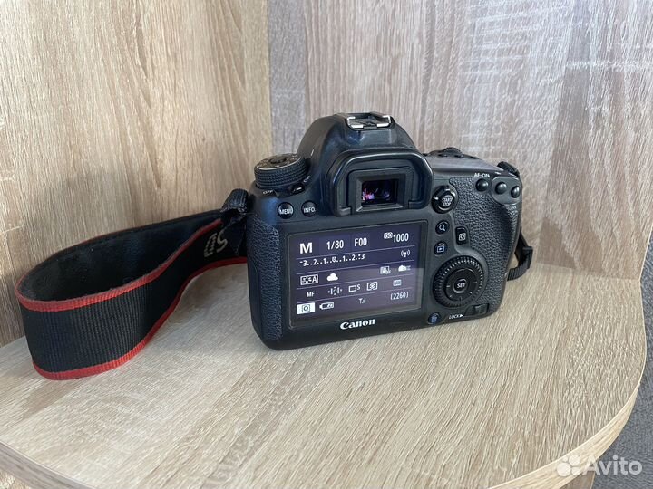 Зеркальный фотоаппарат Canon 6D body