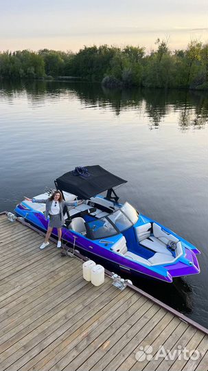 Прогулка на яхте или катере