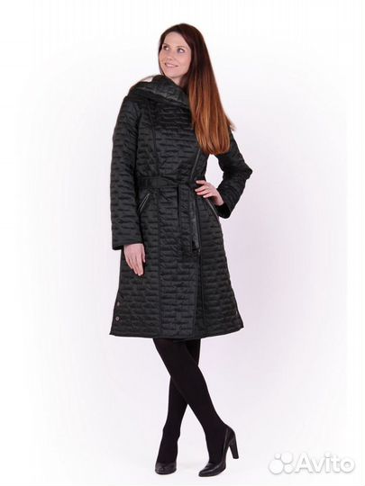 Пальто стеганное женское 54 размер
