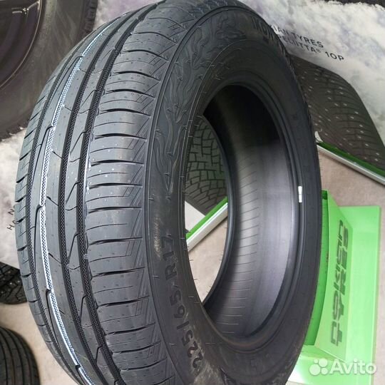 Ikon Tyres Autograph Aqua 3 SUV 245/70 R16 111H