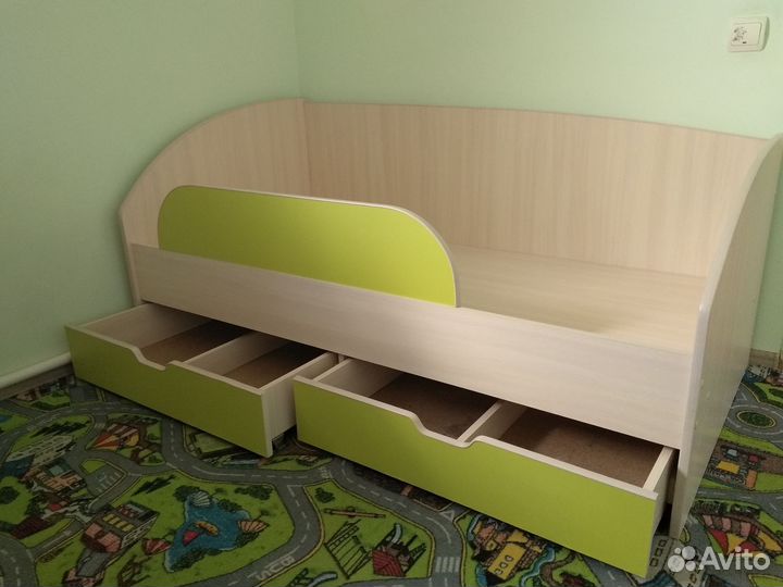 Кровать детская