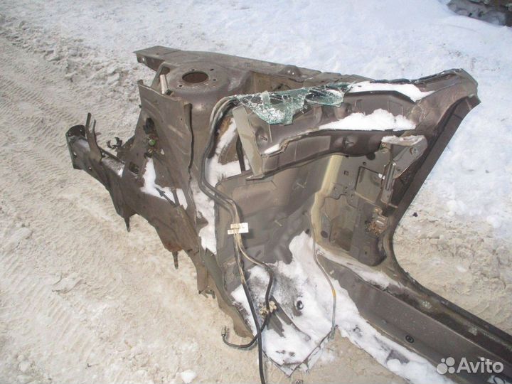 Лонжерон передний правый Infiniti FX (S50)