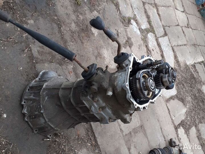 Исузу Трупер 1992г. Раздатка