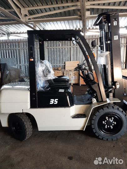 Вилочный погрузчик TFN CPCD35, 2023