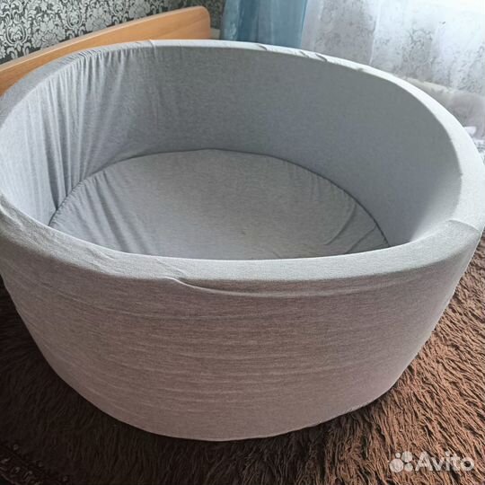 Детский сухой бассейн с шариками