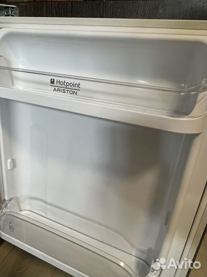 Холодильник Hotpoint ariston маленький